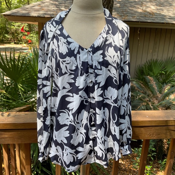 NWT J. Crew Drapey Tie Neck Top in Shadow Floral, Blouse - Picture 9 of 15